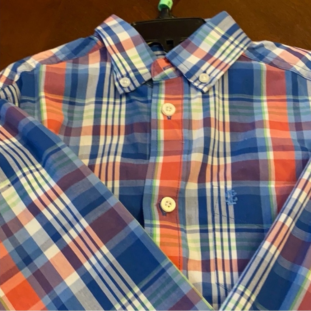 Izod Men's Vibrant Plaid Button Down Shirt